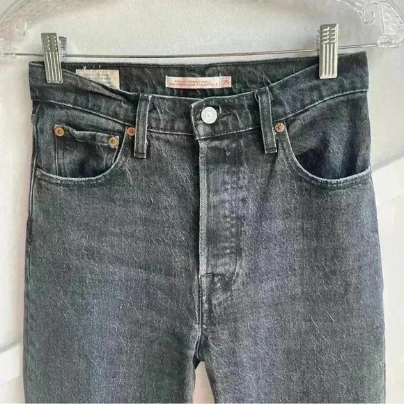 Levis Aritzia  Ribcage Straight Ankle Stretched Jean size 25 - Picture 8 of 11